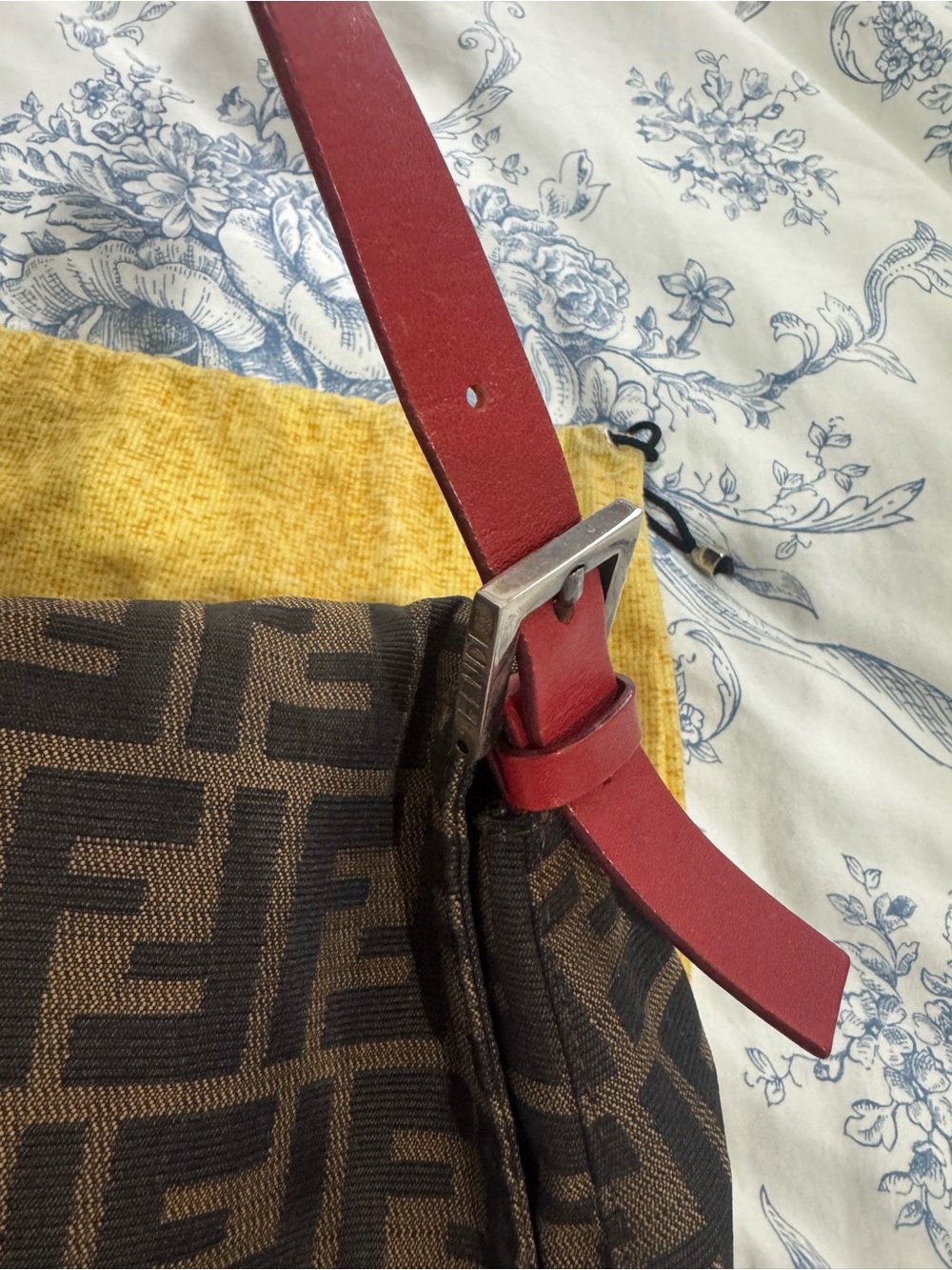 Authentic Fendi FF Monogram Canvas Shoulder Bag – Brown & Red Leather - Picture 8 of 11